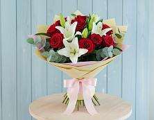 Букет цветов из:  Лилии и Розы в Копанище