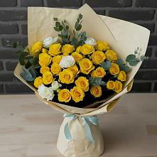 Букет цветов из:  Розы в Копанище