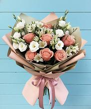 Букет цветов из:  Розы, Альстромерии и Лизиантусы в Копанище