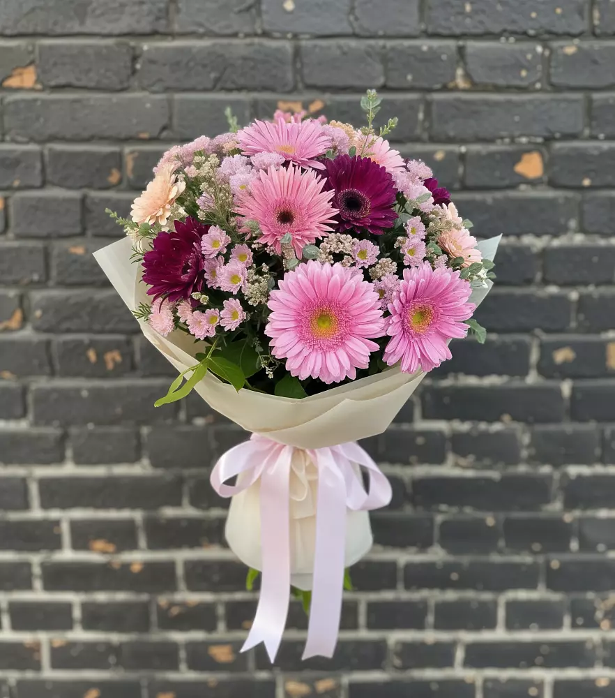 Букет цветов из: Герберы и Хризантемы в Копанище