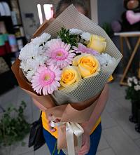 Букет цветов из:  Герберы, Розы и Хризантемы в Копанище