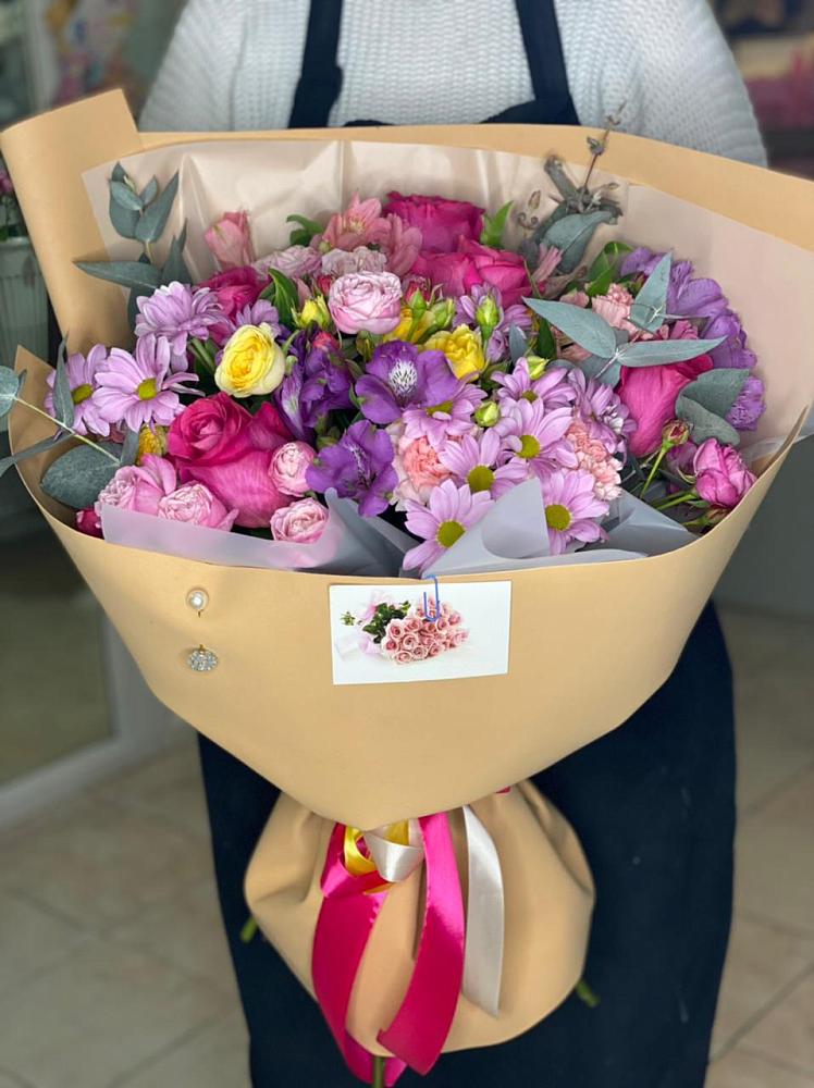 Букет цветов из: Хризантемы, Гвоздики и Альстромерии в Копанище