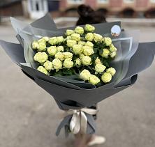 Букет Белые кустовые розы Солинеро в Копанище