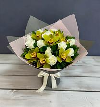 Букет цветов из:  Орхидеи и Розы в Копанище