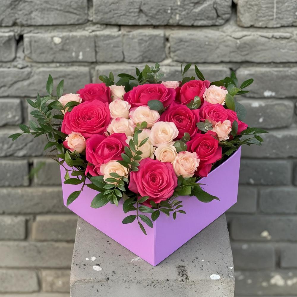Цветочная композиция из Розы в коробке в Копанище