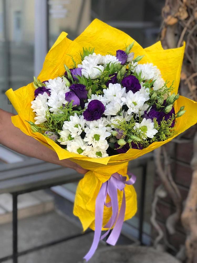 Букет цветов из: Ирисы, Хризантемы и Ромашки в Копанище