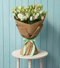 Букет цветов из:  Лизиантусы в Копанище