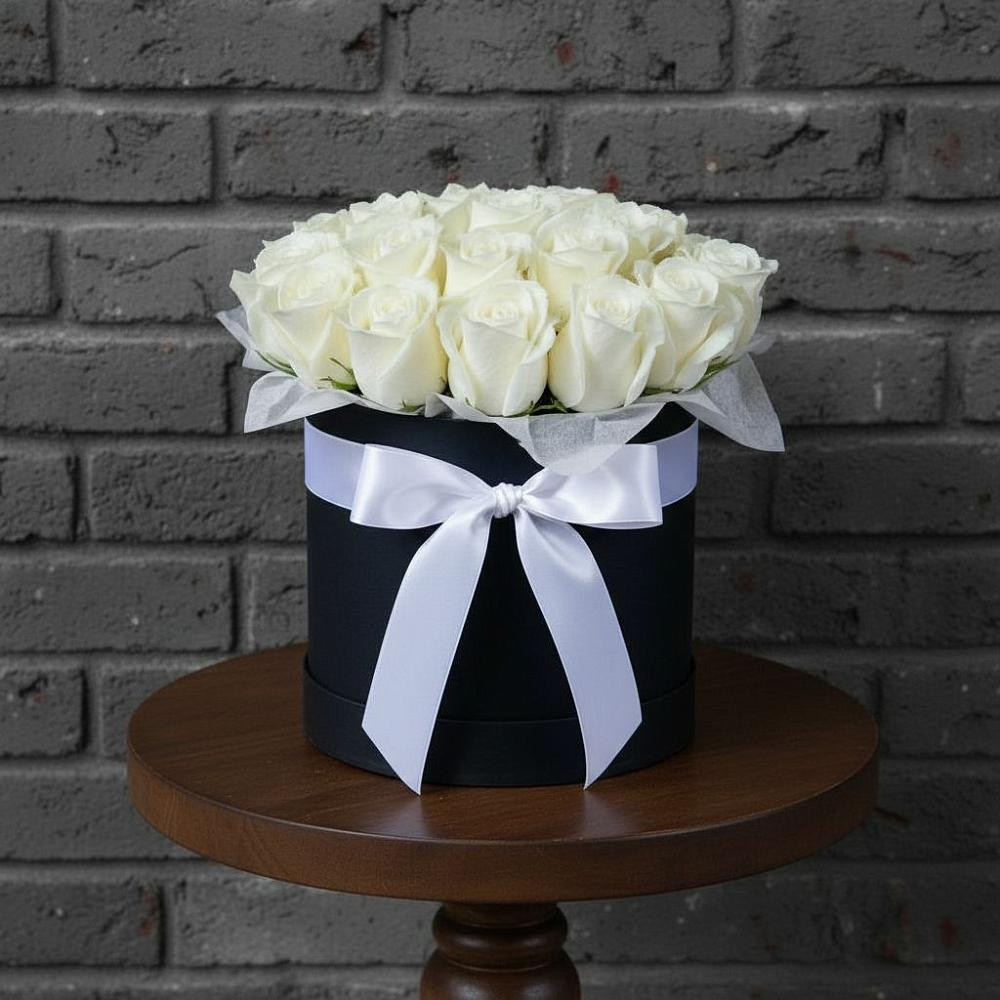 Цветочная композиция из Розы в шляпной коробке в Копанище